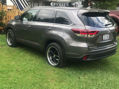 2019 Toyota Highlander Tsw Stowe Stock Stock Custom Offsets