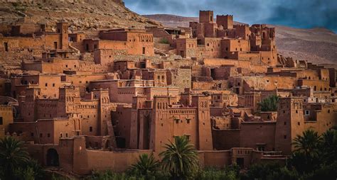Example sentences from the web for ait. Ait Ben Haddou & Atlasgebertge, Marokko | De leukste reistips