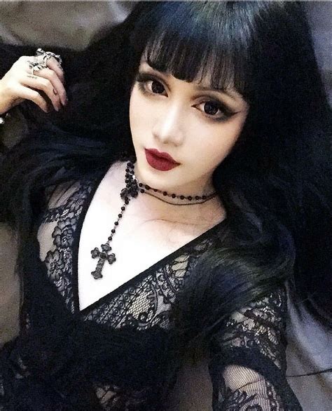 Pin By Shirley On Kina Shen Model Goth Beauty Gothic Beauty Gothic Girls