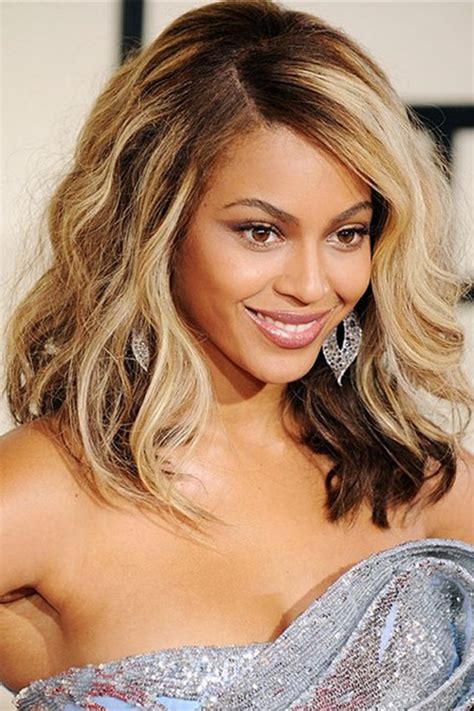 Beyonce Wavy Lob Hairstyle Medium Full Lace Human Hair Wig 14 Inches