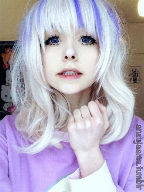 anzujaamu cosplay girl beautiful white hair purple stripes dark blue eyes cosplay kawaii