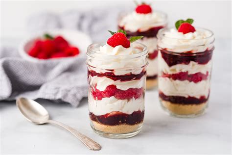 Easy Berry Parfait No Bake Cheesecake Raspberry Parfait