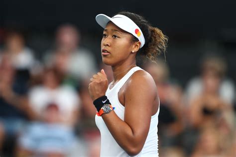 Serena williams gana a simona halep y jugará contra naomi osaka en semifinales del abierto de australia. WATCH: Naomi Osaka's First Moments on Practice Courts ...