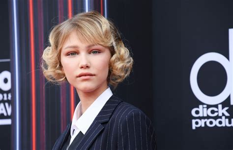 The Rise Of Grace Vanderwaal 2023 Net Worth Age Birthday And Height
