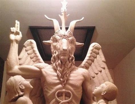 Satanic Temple Holds Public Sculpture Unveiling Spokanefāvs