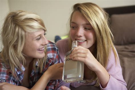 Teenage Drinking How To Talk To Children About Alcohol Sue Atkins