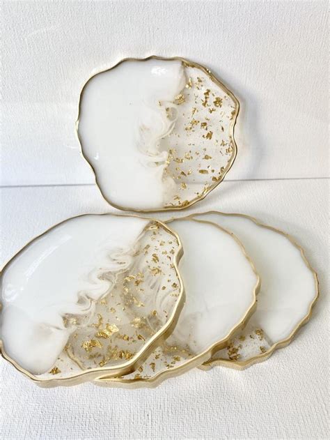 Resin Coaster Set White And Gold Flake Resin Marble Geode Coasters