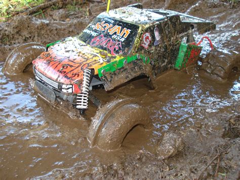 Filetoy Truck In Mud Hole Wikipedia The Free Encyclopedia Mud