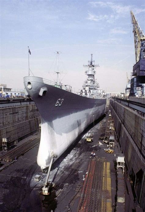 Uss long beach, post 1989 refit. USS Missouri BB-63, Long Beach Naval Shipyard 1 January 1990. | Battleships | Pinterest ...
