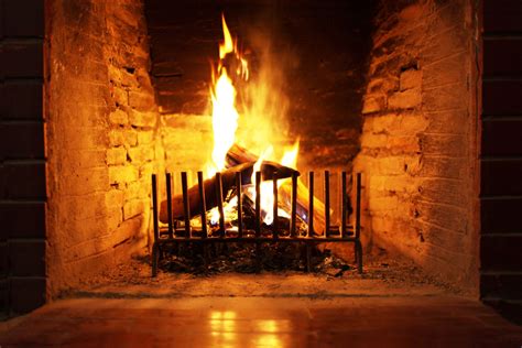 Fireplace Wallpapers Top Free Fireplace Backgrounds Wallpaperaccess