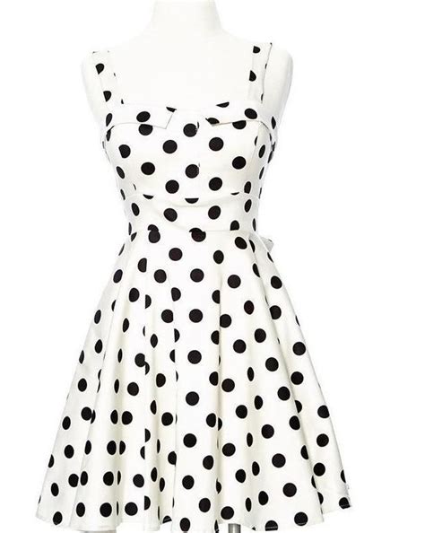keep smiling because life is a beautiful thing and so is this classic pinup style dress this