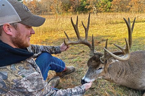 Wisconsin 14 Point Worthy Of Big Kahuna Label Bowhunter