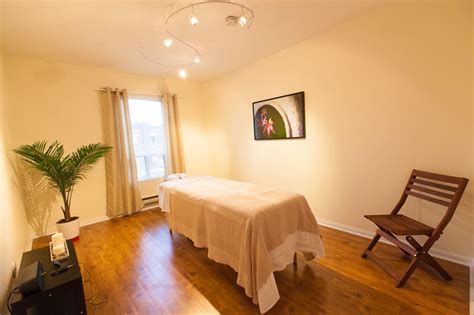 Red Maple Massage Therapy Updated May 2024 25 Photos And 12 Reviews 125 Danforth Avenue