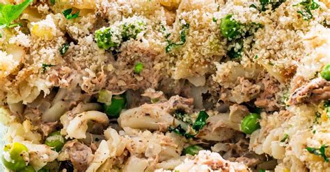 Top evenly with potato chips. 10 Best Tuna Noodle Casserole with Cream of Mushroom Soup Recipes