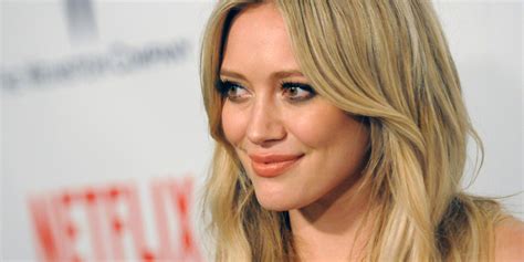 Hilary Duff Has Blue Hair Now Huffpost