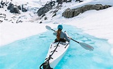Faire du kayak sur un glacier ? C’est possible au Canada...