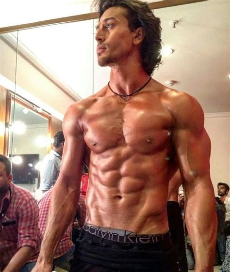 Pin By Rajiya Shekh On Bollywood Actors Tiger Shroff Tiger Shroff