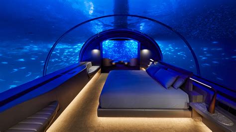 Underwater Hotel Suite Lets Guests Sleep With The Fishes