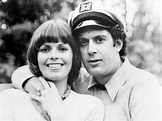 'Captain' Daryl Dragon Of Musical Duo Captain & Tennille Dead At 76 ...