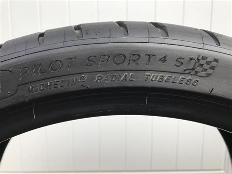 Michelin Pilot Sport 4s 23535 19 And 30530 19 Rennlist Porsche