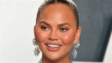 Chrissy Teigen Says Shes “done The Work” And Hopes “people Can Forgive” Her Now Vanity Fair