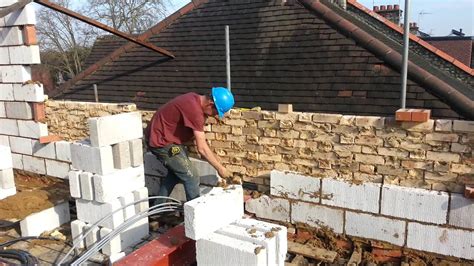 And you should of course, look for tie through stones. How to lay breeze blocks - YouTube
