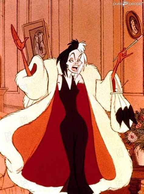 Cruella Denfer Dans Les 101 Dalmatiens En 1961 Purepeople