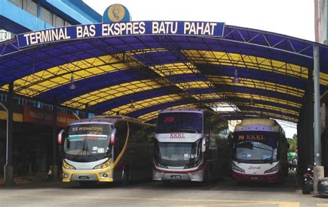 The arrival point in batu pahat is at stesen bas batu pahat located at jalan rogayah. SeniorsAloud: I TOOK A LITTLE TRIP TO MY HOMETOWN...