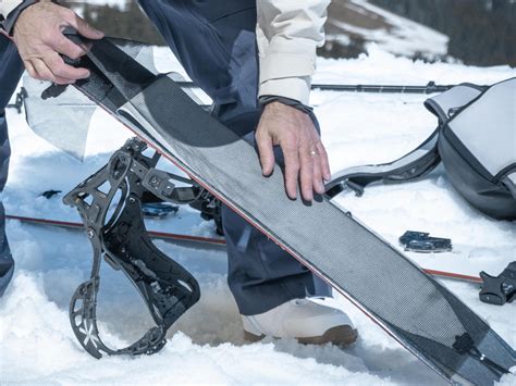 How Do You Put On And Take Off Your Skins When Splitboarding