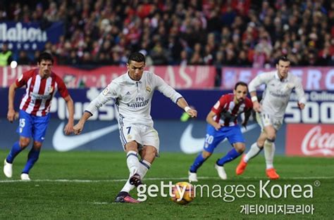 손흥민, 황희찬, 이강인 선수가 참가하는 유럽축구연맹(uefa) 챔피언스리그 티켓을 지금 스텁허브에서 확인하세요! 챔피언스리그 4강 대진표 완성 '또 마드리드 더비'
