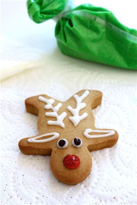 Use brown and white frosting to create the reindeer head and. Reindeer cookies made from gingerbread men cutouts | cookie ideas | Pinterest | Reindeer, I am ...
