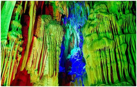 The Reed Flute Caves In Guilin China Suprisingly Beautiful