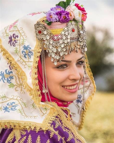 Turkish Girl From Izmir In Her Amazing Traditional Costumes Turkish Culture Folk Fashion