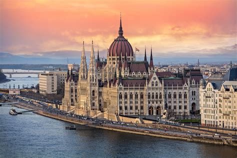 Traveling To Budapest In October