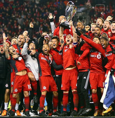For the canadian football team based in toronto, see toronto football club,3 commonly referred to as toronto fc, is a canadian professional soccer. Toronto FC: 3 predictions for the 2018 season