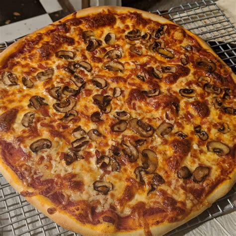 Mushroom Pizza 12 Hr Rt Rpizza