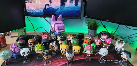 The first announcement of fortnite funko pops came with the barest glimpse of one of the collectible figurines, the rex skin. Here's EVERY Fortnite Funko Pop Vinyl : FortNiteBR