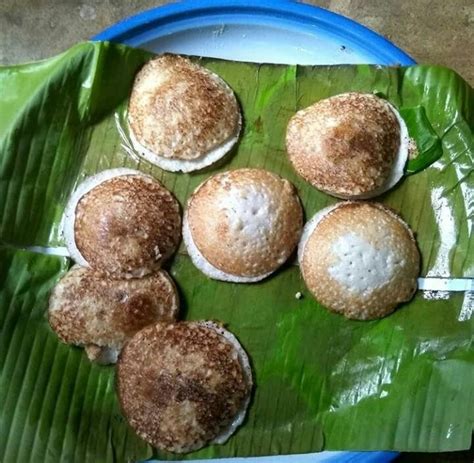 Melihat dapur kue tradisional apam barabai. Repost : kue apam ala anak kos | by @reviva | Ecency