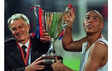 Sir Bobby Robson dies: his life in pictures