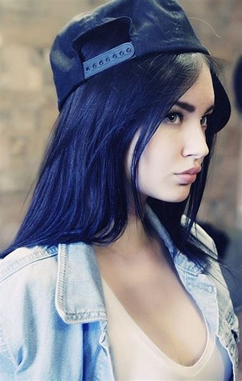 Most blue hair dyes come in cream form. How To Achieve The Dark Blue Hair You Always Wanted To Have
