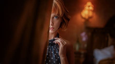 [122195 ] Women Indoors Marta Gromova Bedroom Closeup Indoors Bokeh Face Redhead Portrait Model