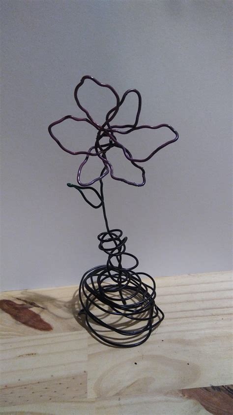 Wire Flower In Vase Rsculpture