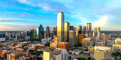 Luxury Apartments in Downtown Dallas, TX | Mosaic Dallas