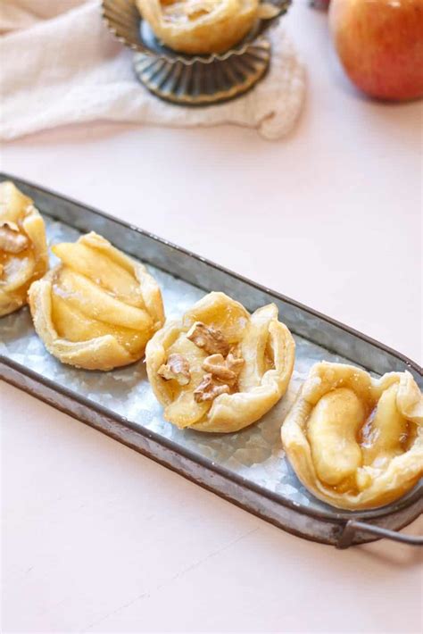 Mini Apple Pies Bites With Puff Pastry And Canned Filling