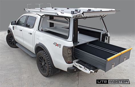 We specialise in ute canopies, hard lids and roof racks and also have an extensive range of ute accessories to. Ute Canopy - Utemaster