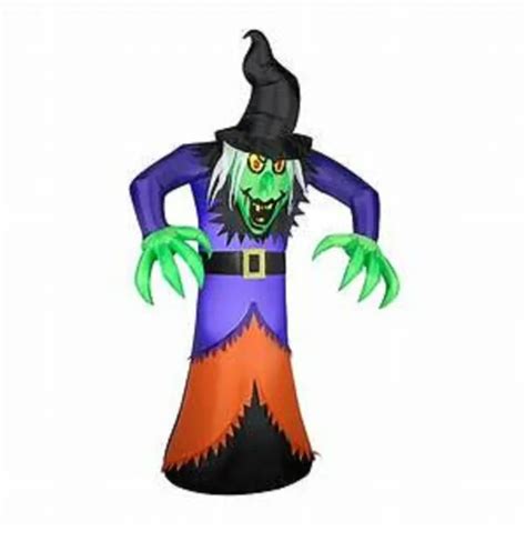 7 Ft Gemmy Halloween Lighted Witch Airblown Inflatable Yard Decor 49