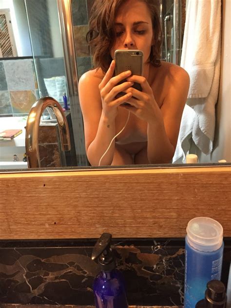 Kristen Stewart S Some New Nude Leaked Selfie Photos The Fappening The Best Porn Website
