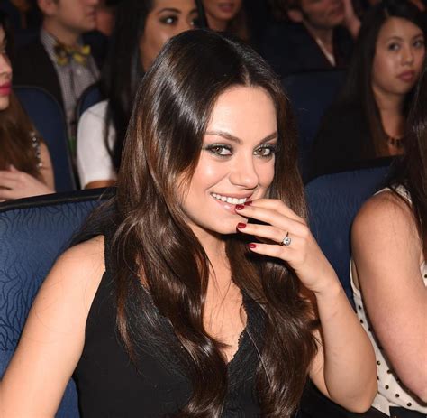 schwangerer filmstar mila kunis wird mrs kutcher und bald mama welt