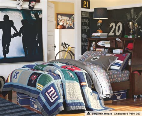The ultimate sports bedding for football fans! 46 Stylish Ideas For Boy's Bedroom Design | Kidsomania