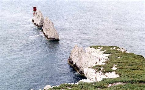 The Needles Picture Gallery On The Isle Of Wight